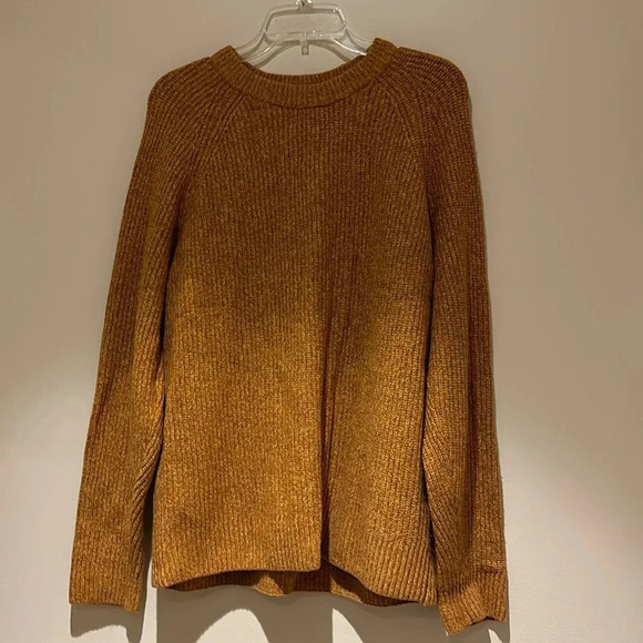 Abercrombie Soft A & F Mustard Cable  Knit chunky Sweater Sz M - Picture 3 of 14